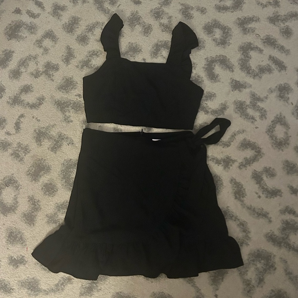 Pink Lily Elegant Black Ensemble